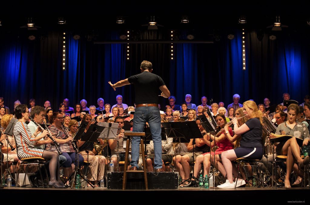 Carmina Burana: Pittig, meeslepend muziekspektakel